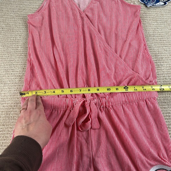Concepts Sport Baseball Team Romper Women Medium Cincinnati Reds MLB NWT - Picture 9 of 10